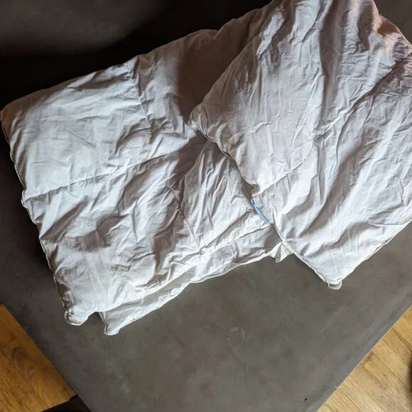 Land of Nod Duvet Insert - Picture 13 of 16